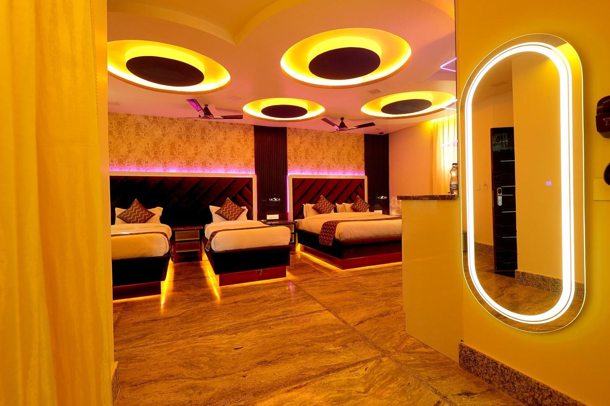 Aman Homestay, A Boutique Hotel Агра Номер фото