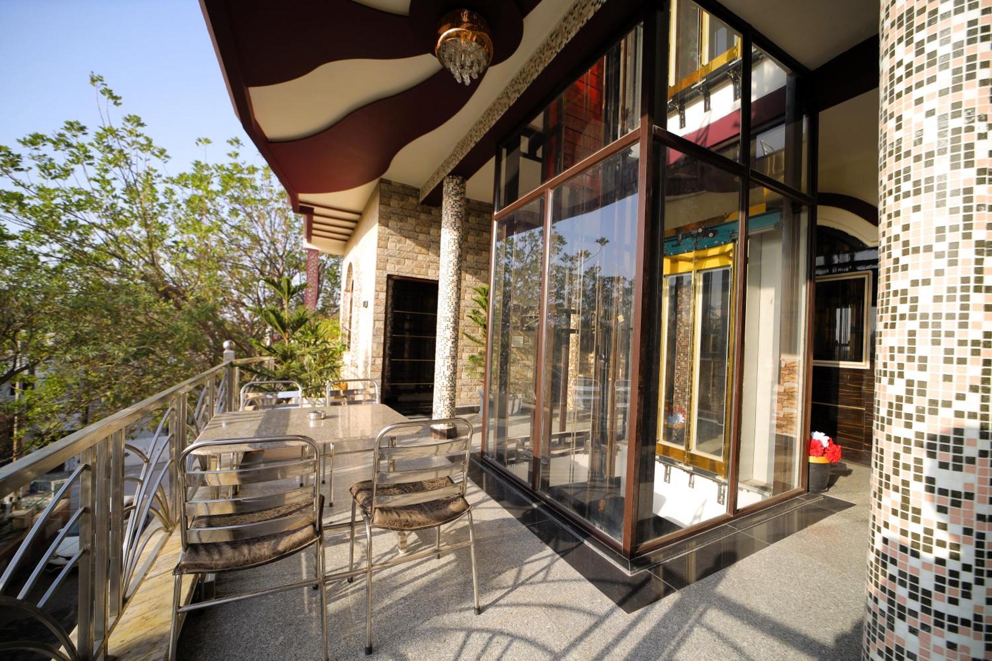 Aman Homestay, A Boutique Hotel Агра Экстерьер фото